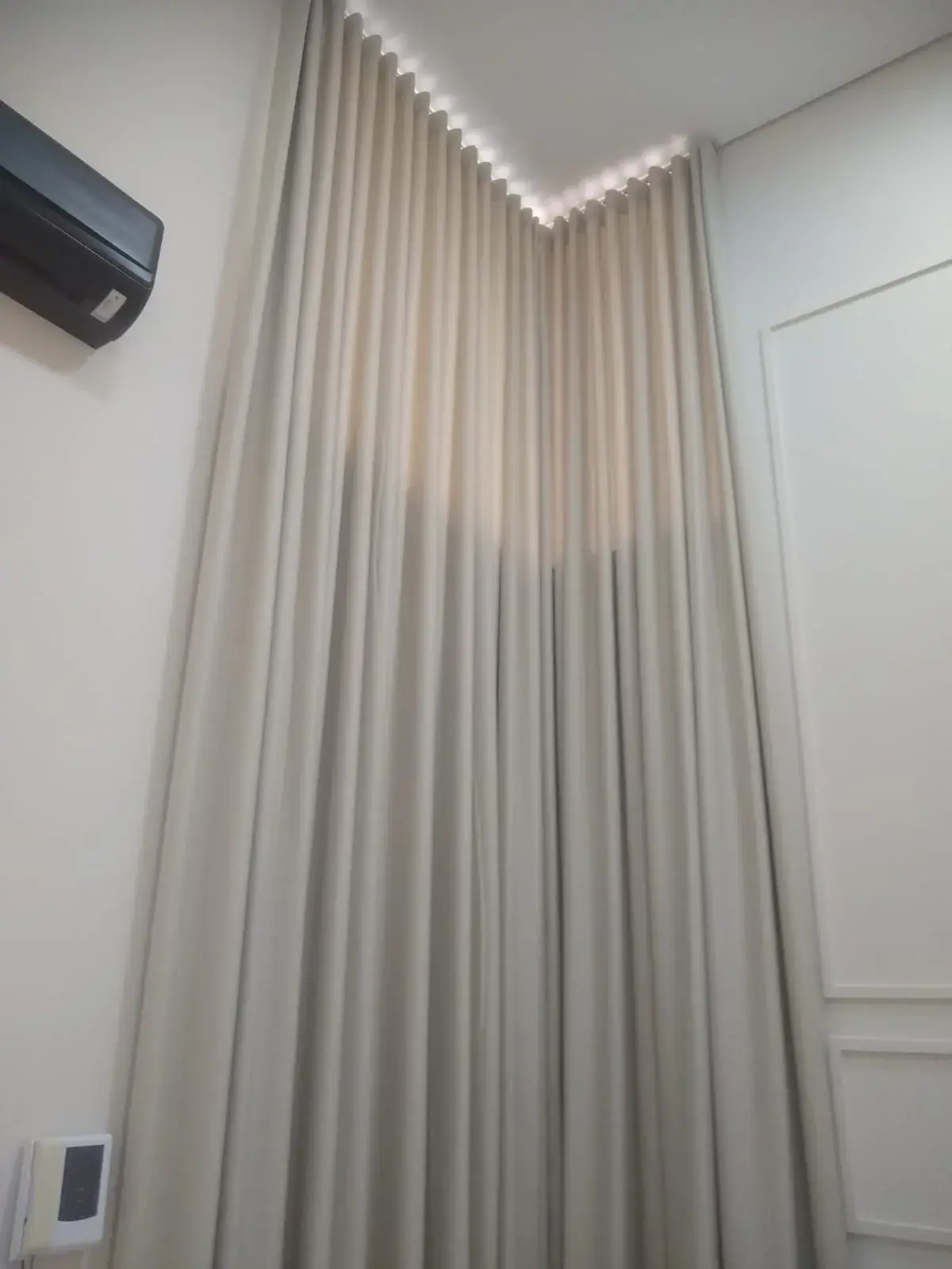 Cortinaria sob medida em projeto residencial